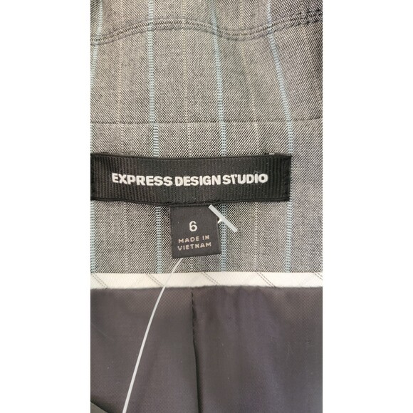 Women's NWT Express Design Studios Blazer - Picture 3 of 4